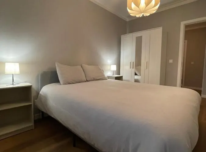 Lindo Apartamento Em Gaia Ao Lado Bodegas